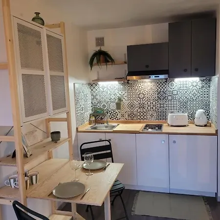 Cocooning Proche Centre Avec Parking, Climatisation