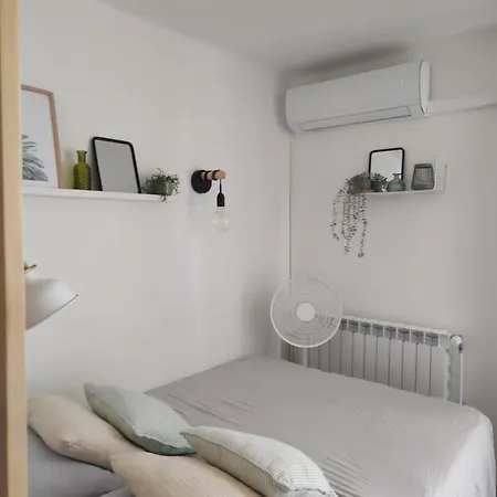 Apartment Cocooning Proche Centre Avec Parking, Climatisation Hyeres