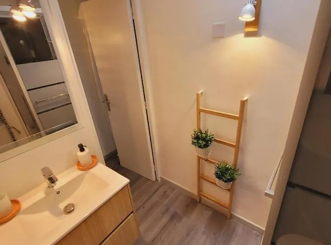 Appartement Cocooning Proche Centre Avec Parking, Climatisation